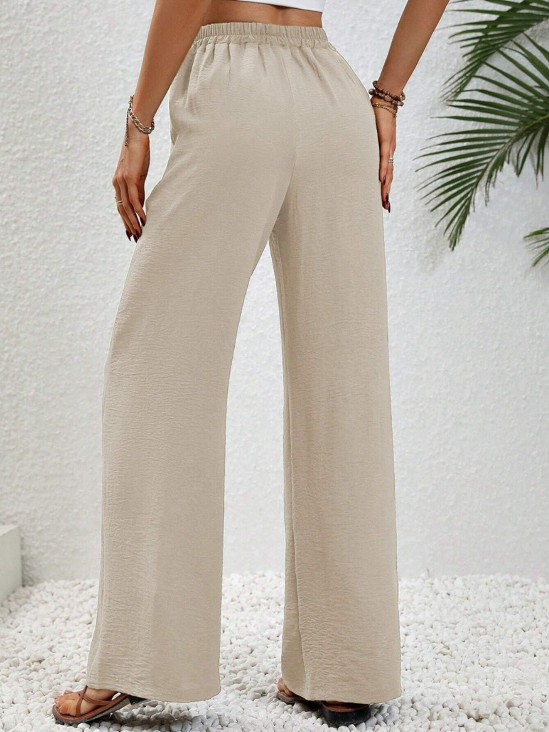 Wide leg drawstring pants, opaque.