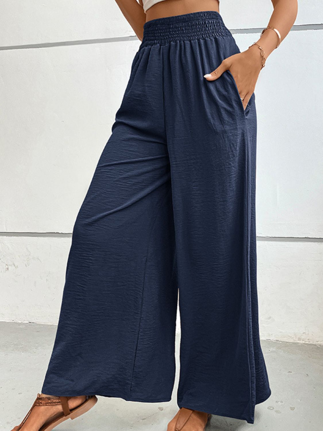Wide waistband relax fit long pants, casual style.