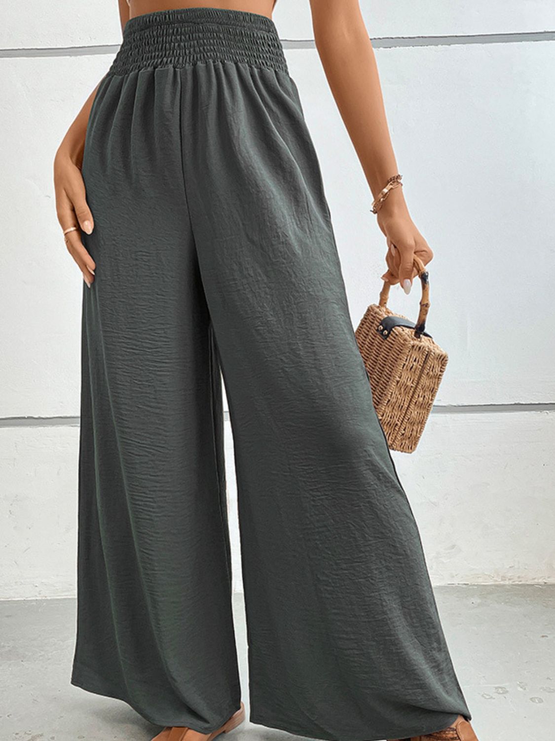 Wide waistband relax fit long pants, casual style.