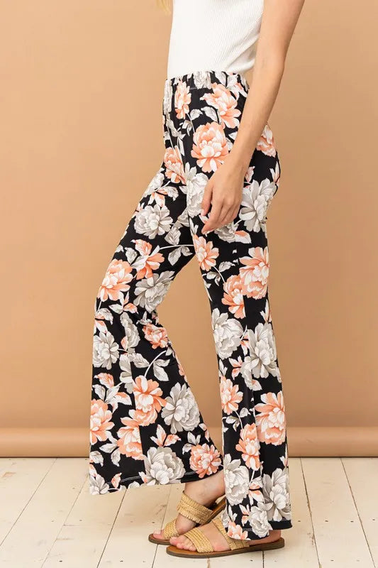 Wrinkle-free stretch bell bottom flare pants with pockets.
