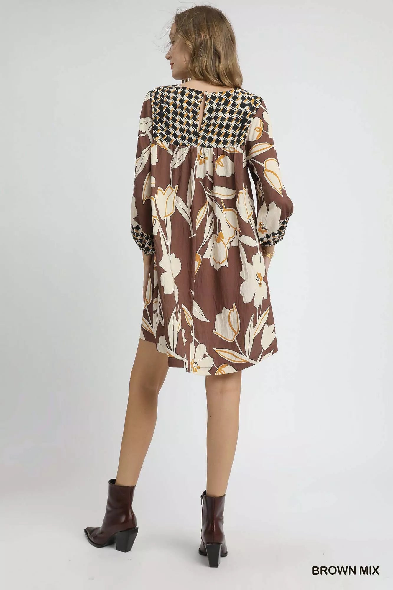 Floral Lace Halter Deep V-Neck Bodycon Dress - Backless.