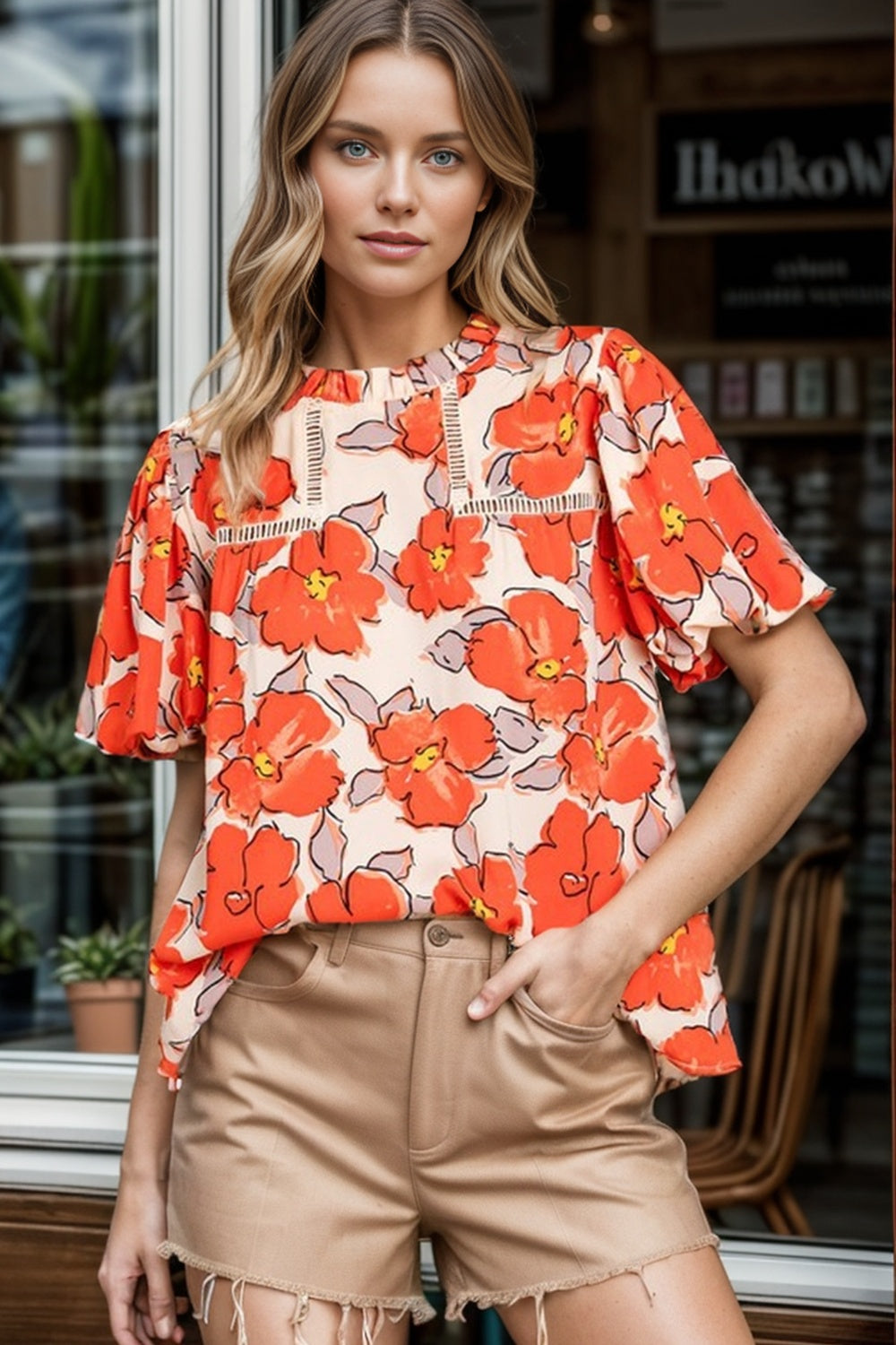 Printed Round Neck Short Sleeve Blouse.