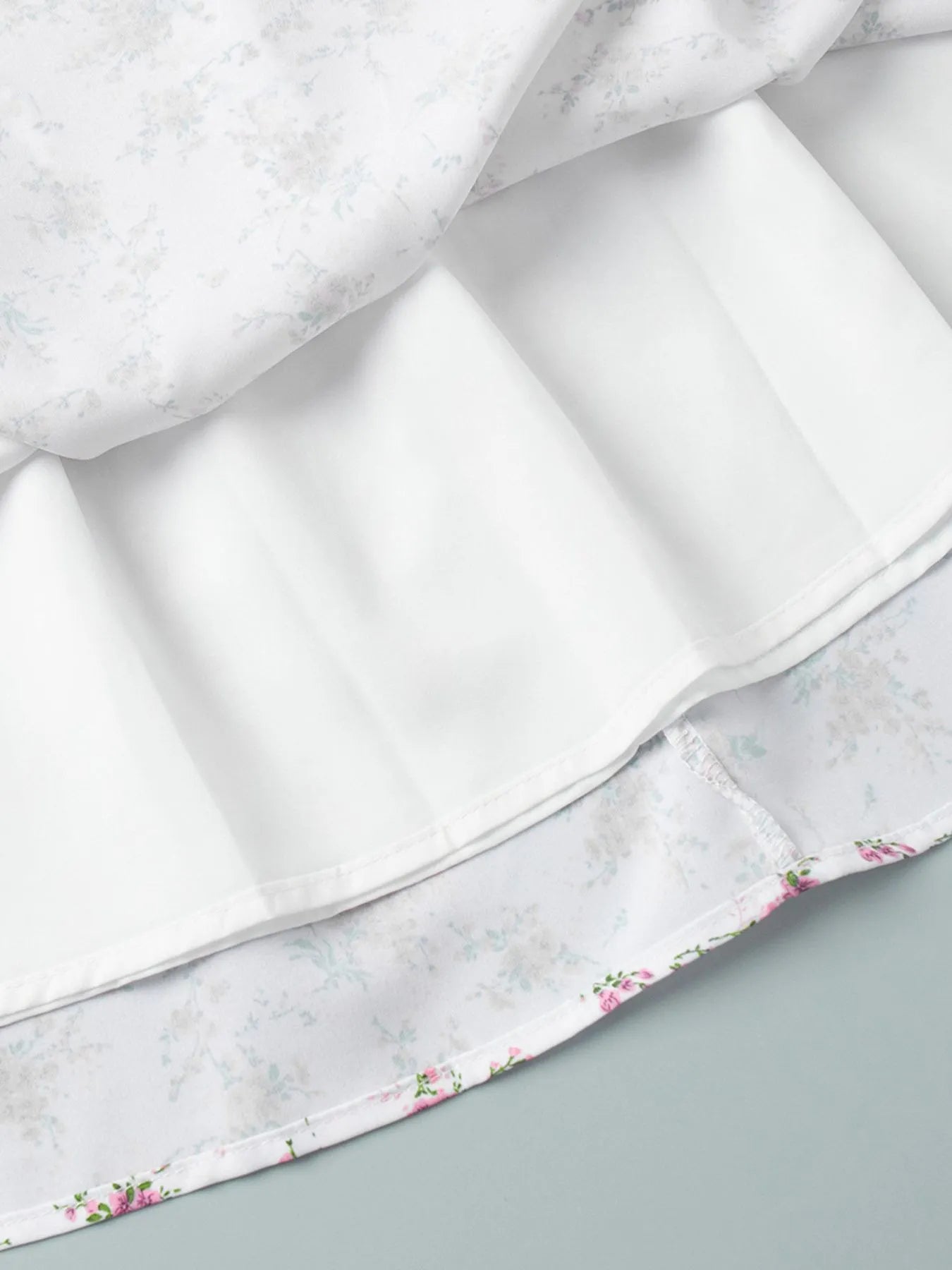 Floral Print Bodycon Cami Dress with Lace Trim.