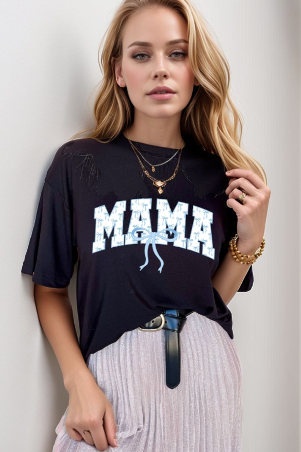 Bow MAMA Graphic Short Sleeve T-Shirt