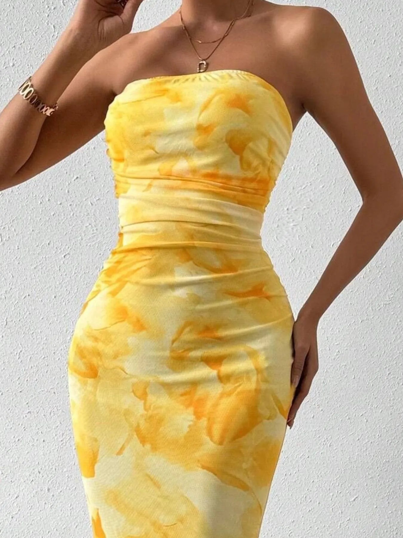 Umgee Printed Smocked Midi Dress with Ruffle Details - Tiered & Lined.