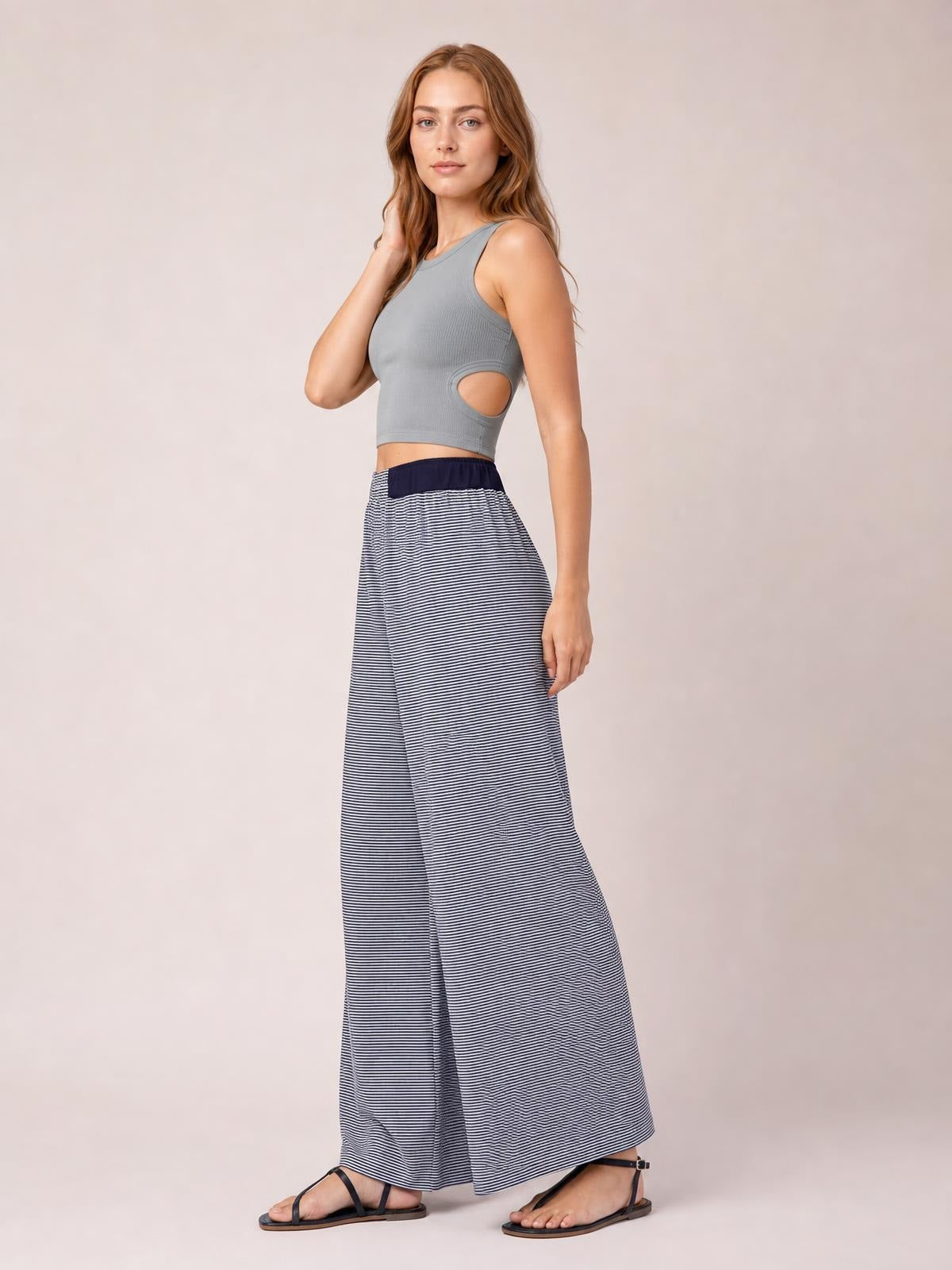 Drawstring Striped Wide Leg Pants · Medium / Three-Quarter