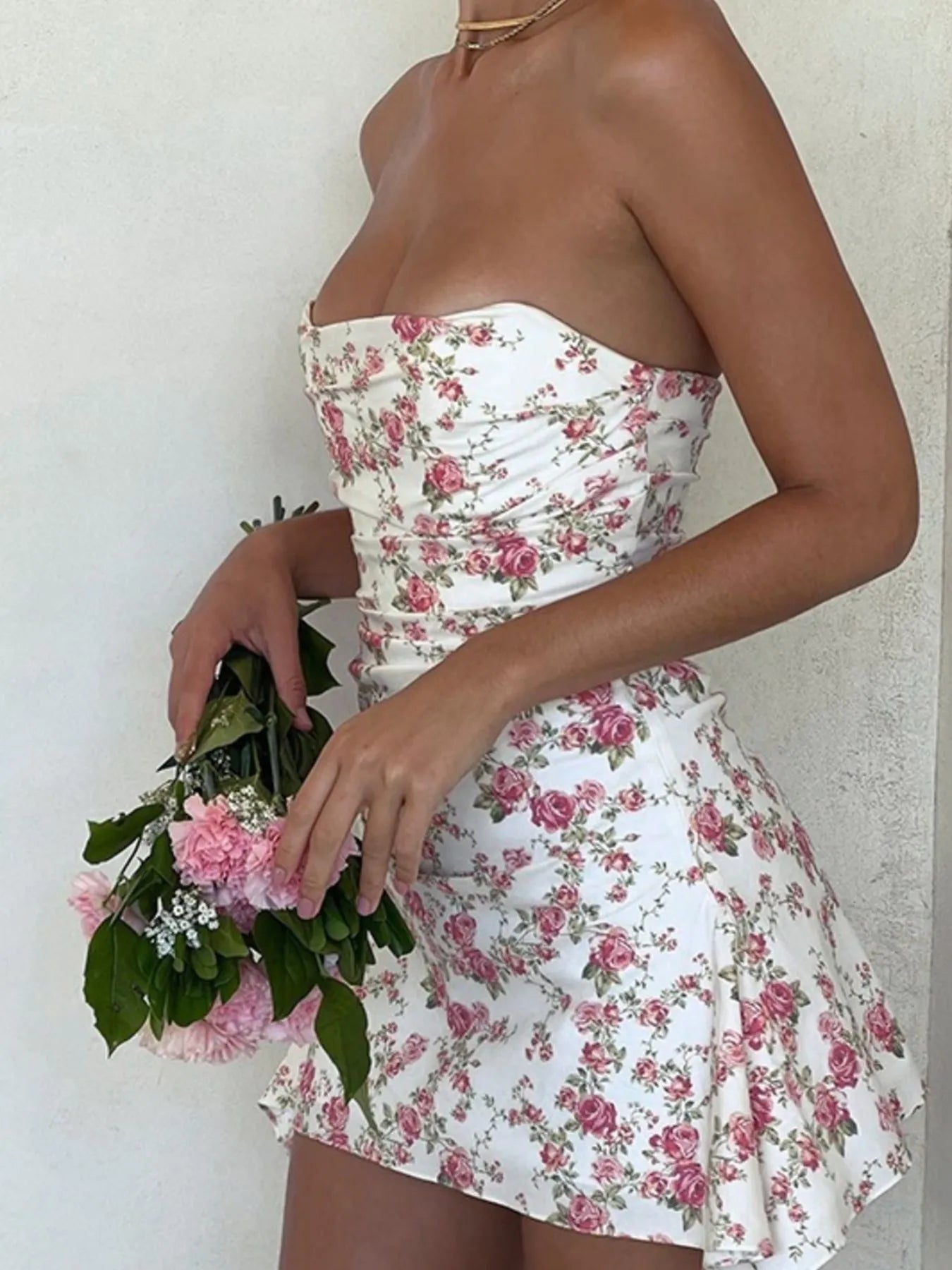 Floral Print Sweetheart Neck Midi Dress - Ruffled.
