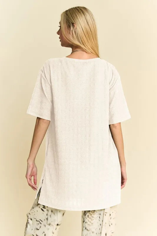 Short Sleeve Side Slit T-Shirt with Pockets