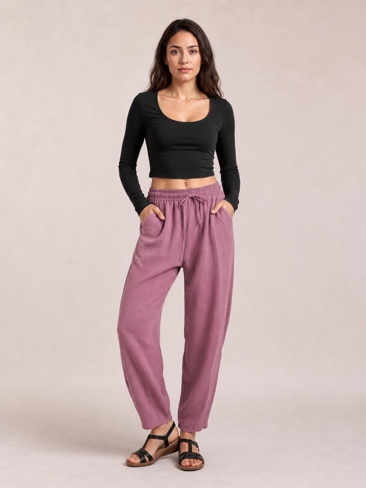 Drawtising Cropped Jogger Pants · Hero Full Body