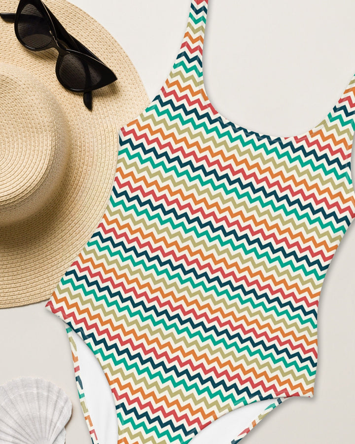 ONE PIECE SWIMSUIT - Rainbow Chevron Print Womens Bathing Suit with Sun Protection Ladies Swim Wear For Beach Vacation Pool Party Swimming