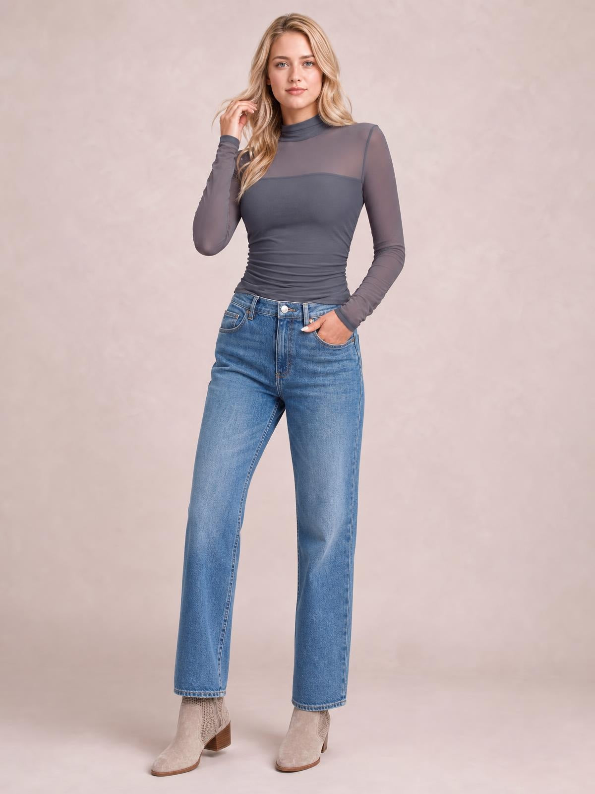 Mock Neck Long Sleeve Top · Medium / Three-Quarter