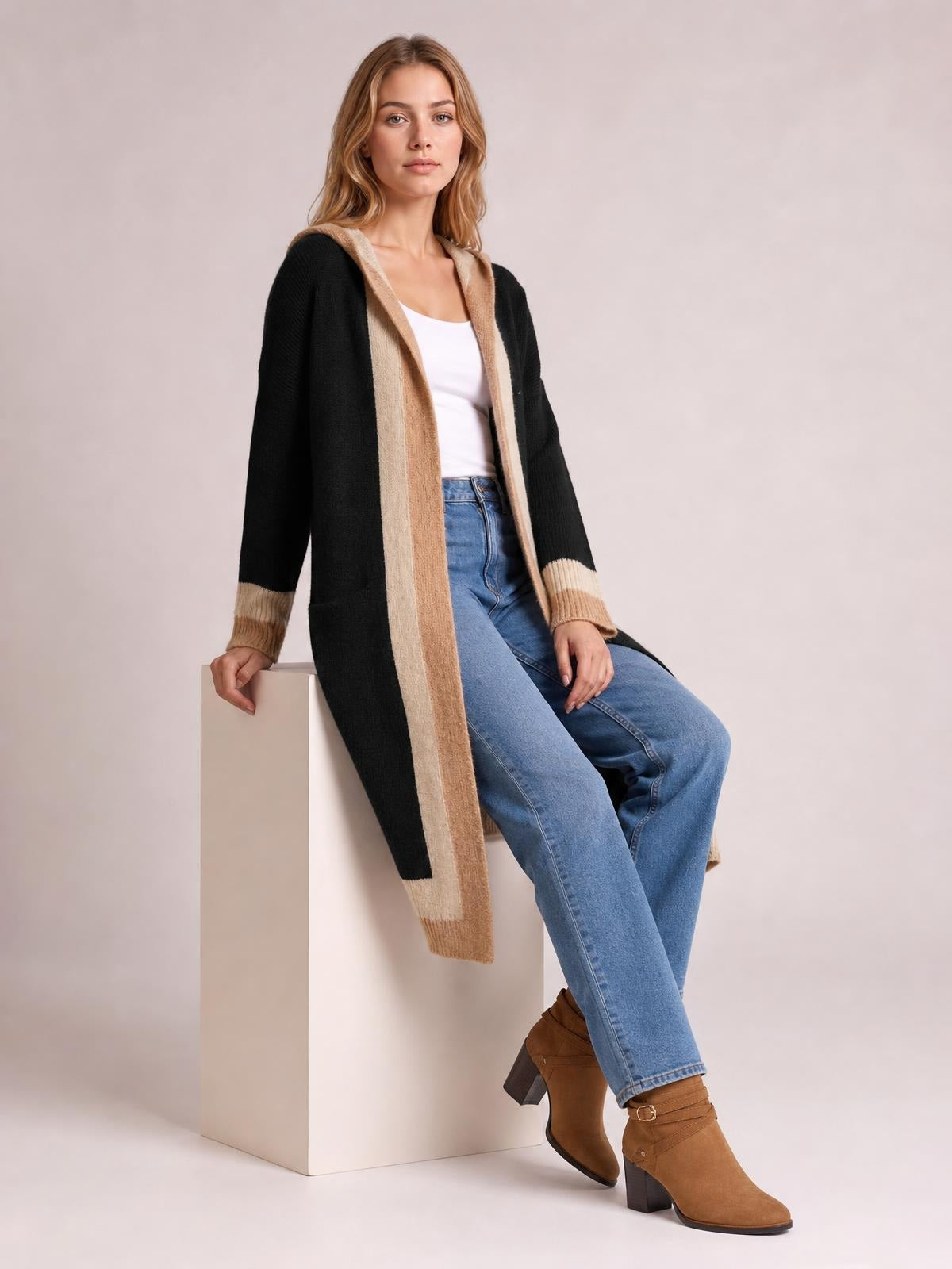 Pocketed Contrast Long Sleeve Hooded Cardigan · Rule Full Body - Side / Three-Quarter