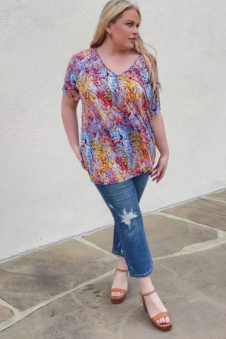 Load video: Printed Dolman Flowy Top