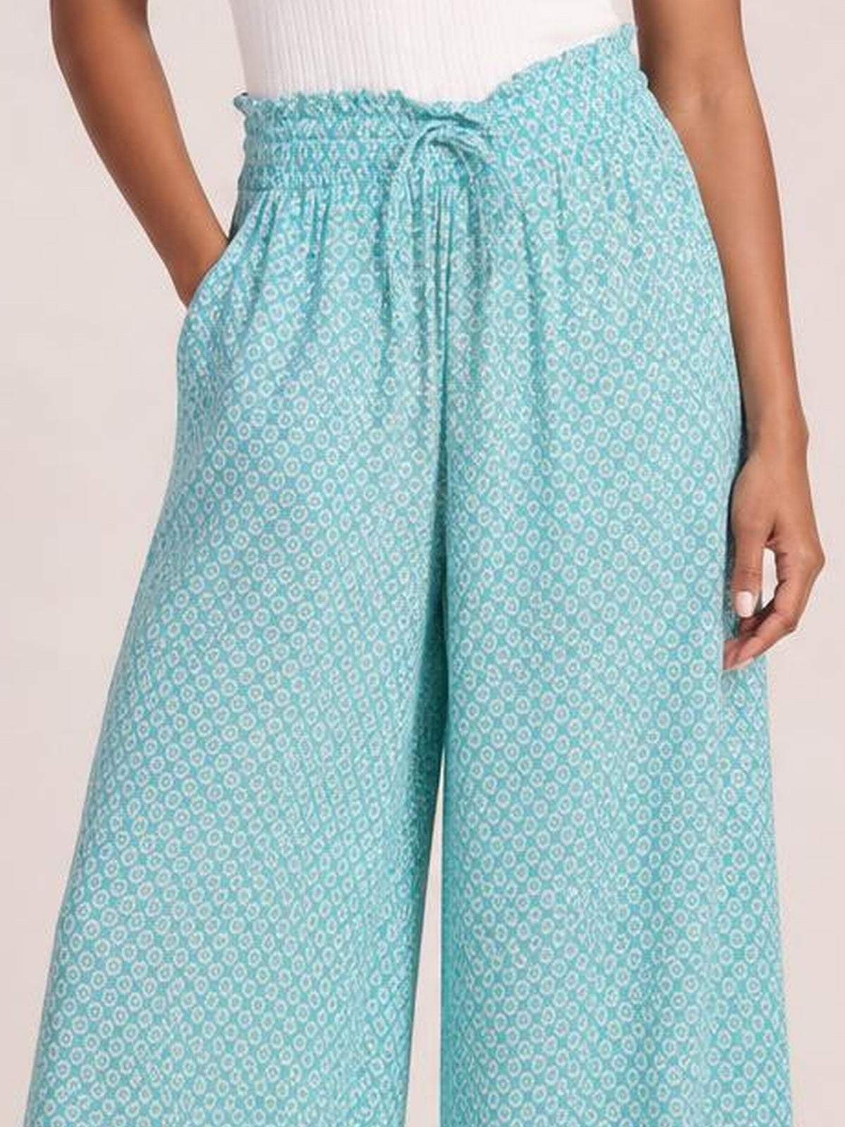 Tied Wide Leg Pants · Studio Prop Pose