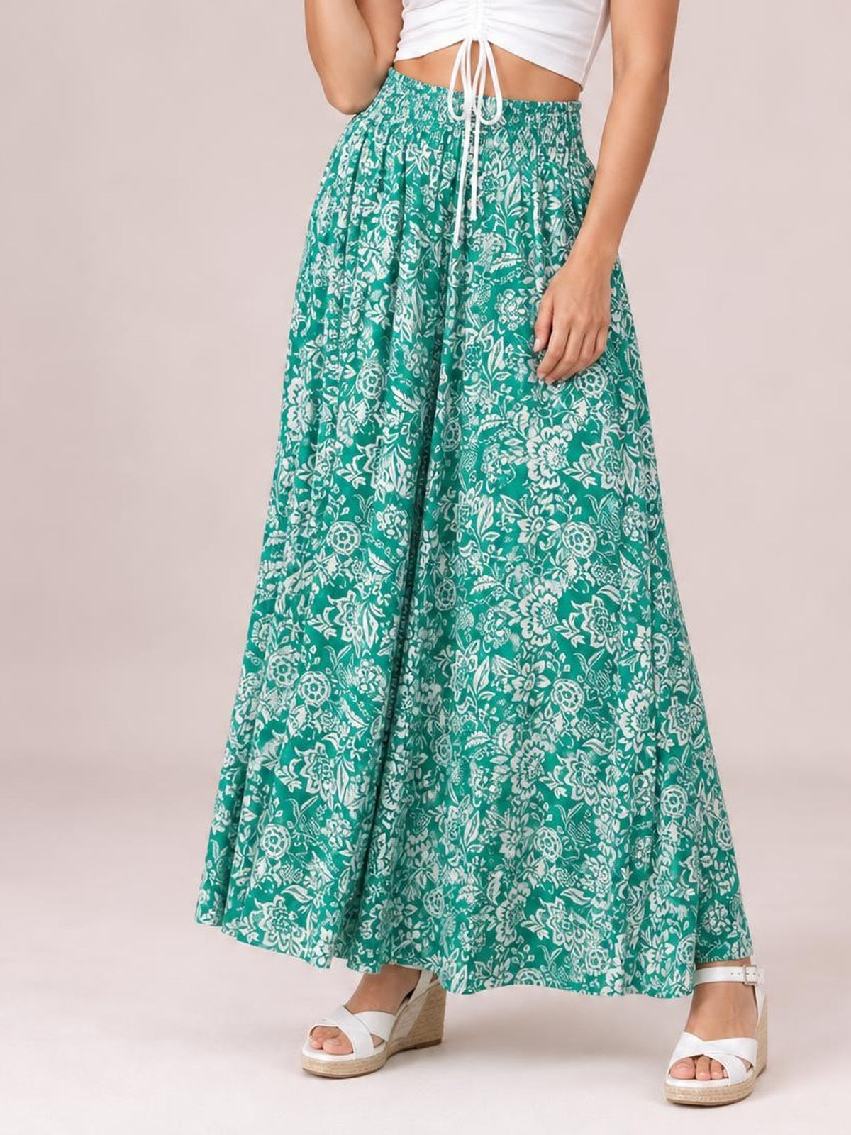 Tied Wide Leg Pants · Medium / Three-Quarter